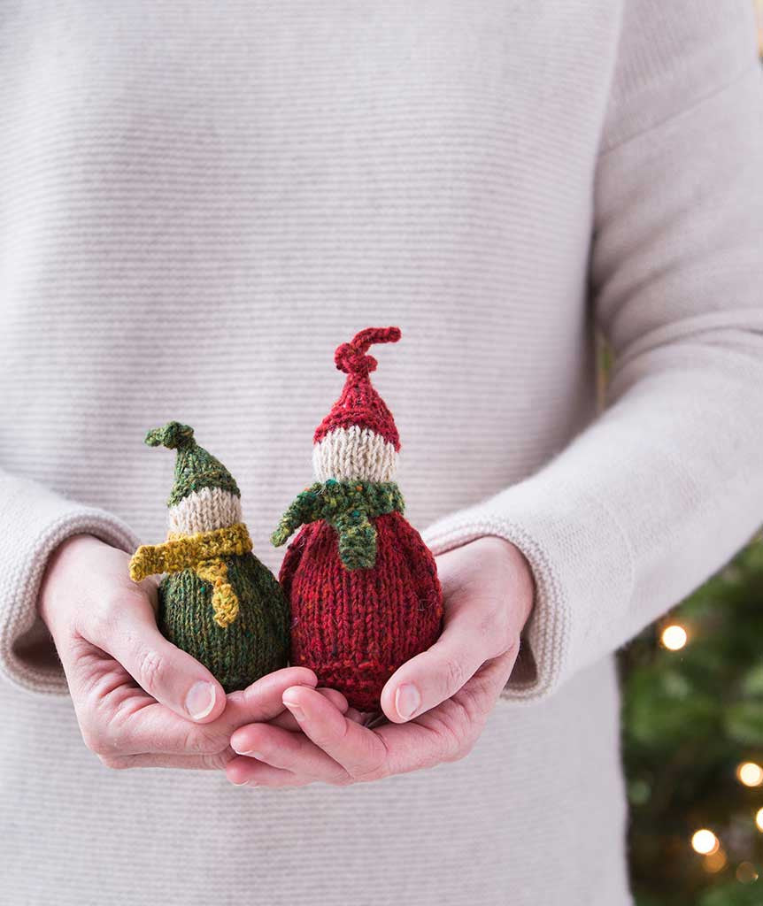 Jolly Wee Elf Pattern: In 2 gauges for 2 sizes