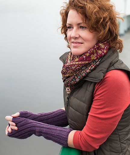 Ferryboat Mitts Using Debbie Bliss Blue Faced Leicester Aran